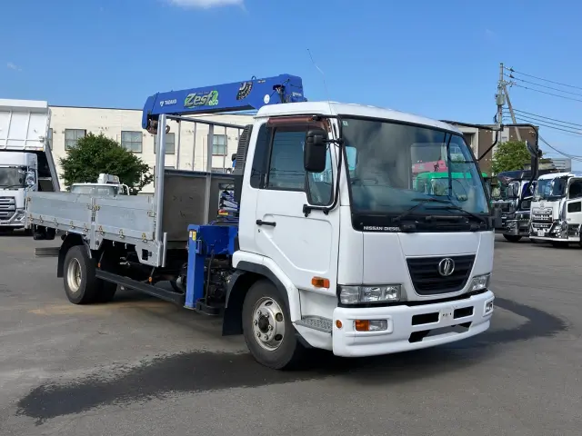 UD コンドル BDG-MK36C(2WD)の写真2