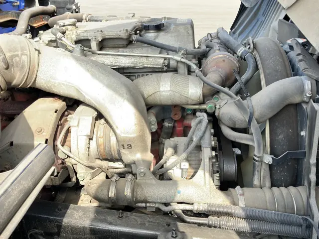 UD コンドル BDG-MK36C(2WD)の写真18