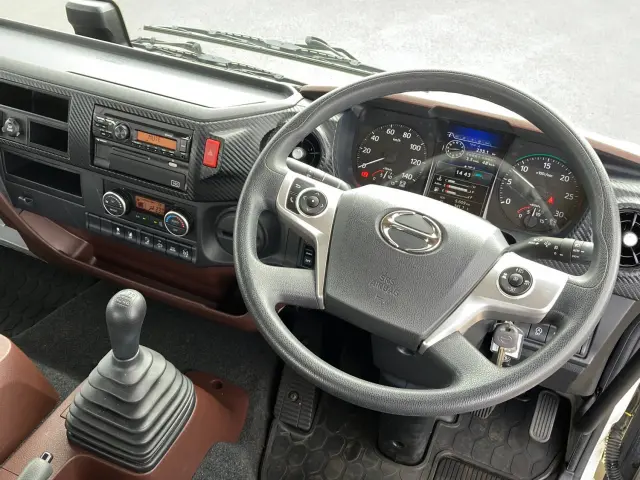 日野 レンジャー 2PG-FD2ABA(2WD)の写真21