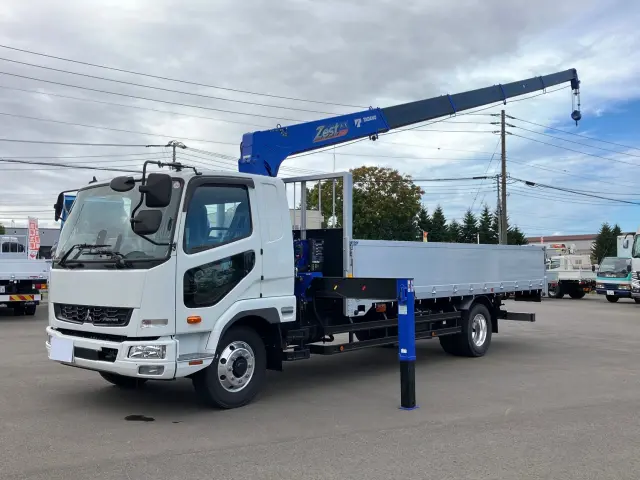 三菱 ファイター 2KG-FK62FZ(2WD)の写真1
