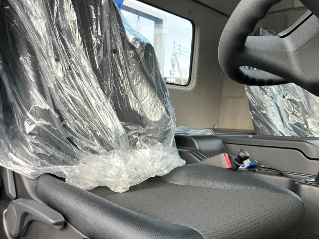 三菱 ファイター 2KG-FK62FZ(2WD)の写真17