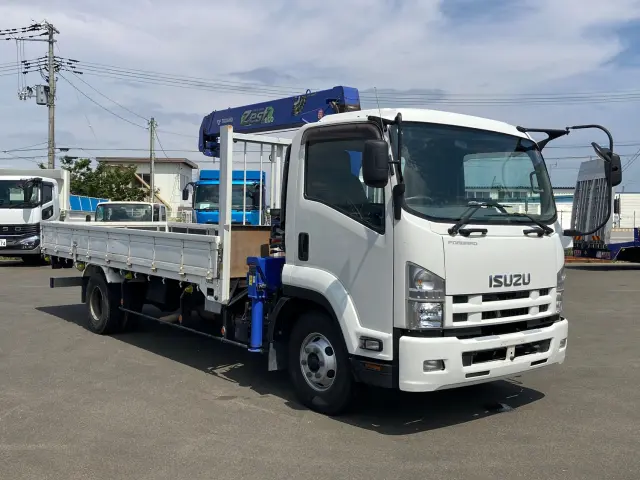 いすゞ フォワード TKG-FRR90S2(2WD)の写真2