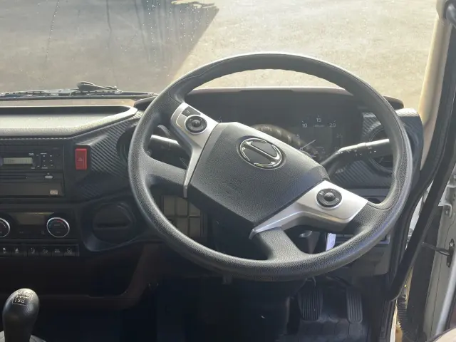 日野 レンジャー 2PG-FE2ABA(2WD)の写真21