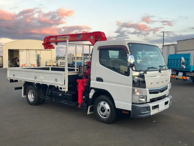 三菱 キャンター TPG-FEB50(2WD)の写真2