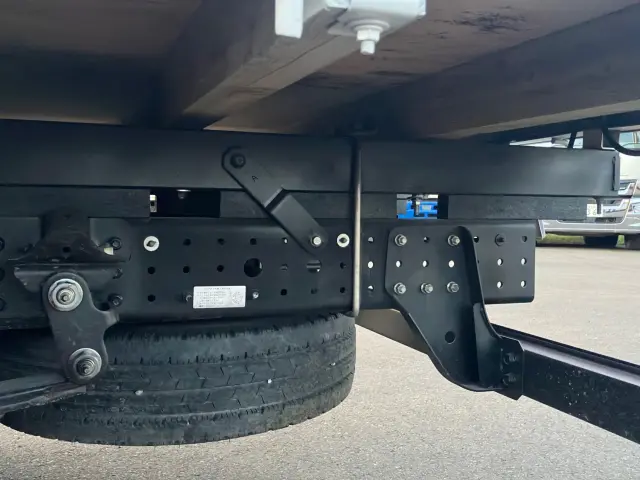 三菱 キャンター TPG-FEB50(2WD)の写真14