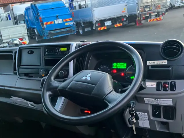 三菱 キャンター TPG-FEB50(2WD)の写真21
