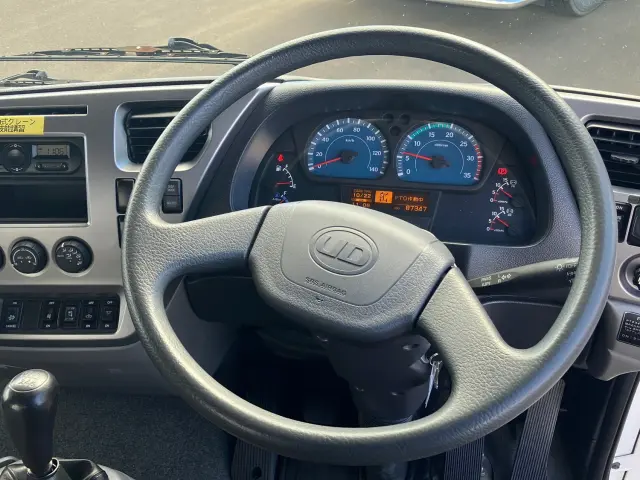 ＵＤ コンドル TKG-MK38L(2WD)の写真21