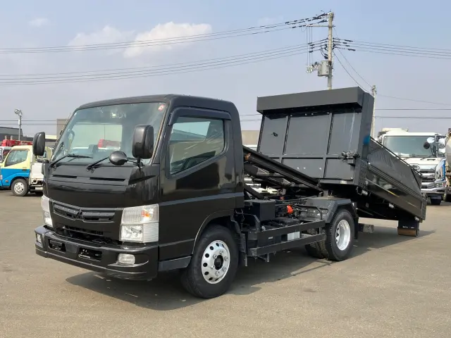 三菱 キャンター 2PG-FEBM0(2WD)の写真1