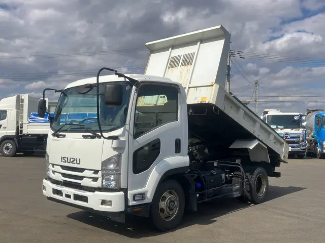 いすゞ フォワード 2RG-FRR90S1(2WD)の写真1