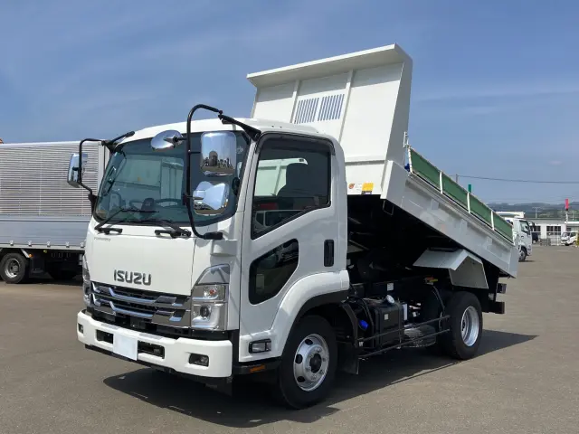いすゞ フォワード 2RG-FRR90S1(2WD)の写真1