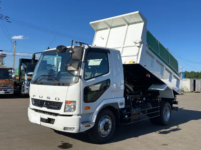 三菱 ファイター 2KG-FK62FZ(2WD)の写真1