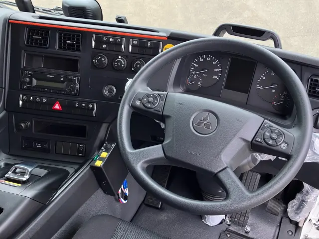 三菱 スーパーグレート 2PG-FV80VX(6x4)の写真21