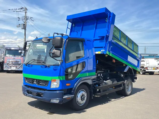 三菱 ファイター 2KG-FK62FZ(2WD)の写真1