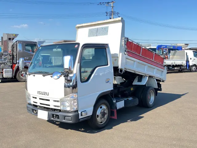 いすゞ エルフ TDG-NKS85AD(4WD)の写真1