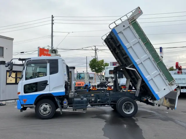 ＵＤ コンドル TKG-MK38L(2WD)の写真5