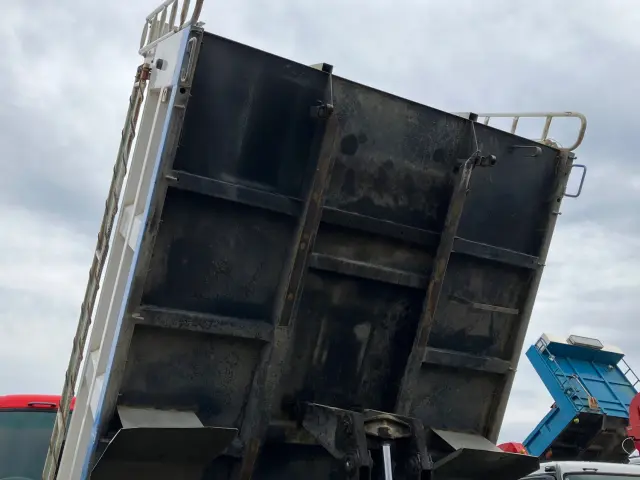 ＵＤ コンドル TKG-MK38L(2WD)の写真14