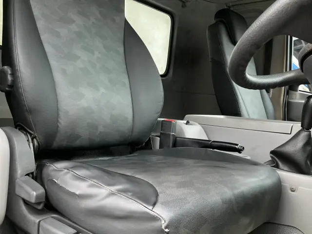 ＵＤ コンドル TKG-MK38L(2WD)の写真20