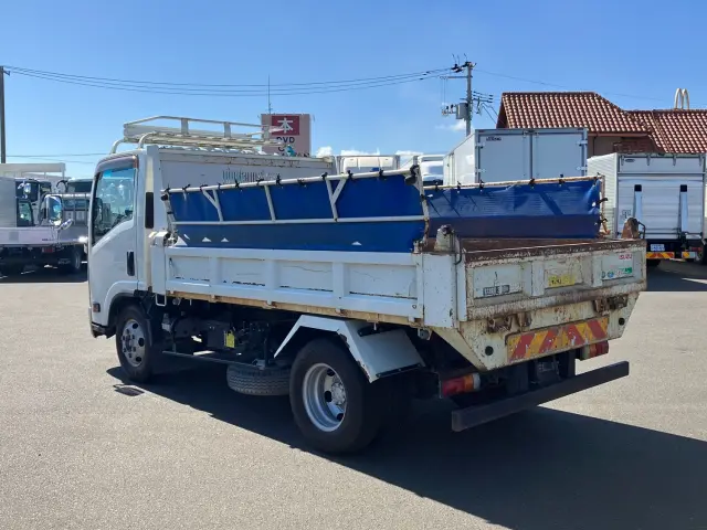 いすゞ エルフ SKG-NPR85YN(2WD)の写真4