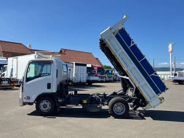 いすゞ エルフ SKG-NPR85YN(2WD)の写真7