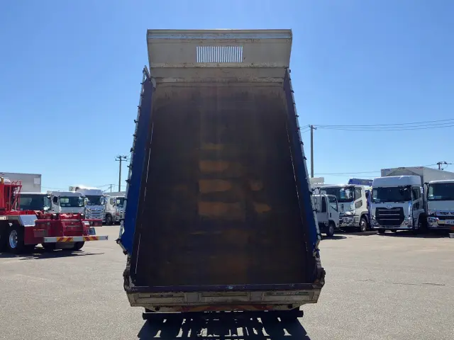 いすゞ エルフ SKG-NPR85YN(2WD)の写真10