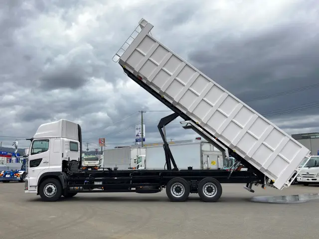 日野 プロフィア 2DG-FS1AHE(6x4)の写真5