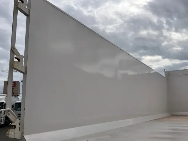 日野 プロフィア 2DG-FS1AHE(6x4)の写真12