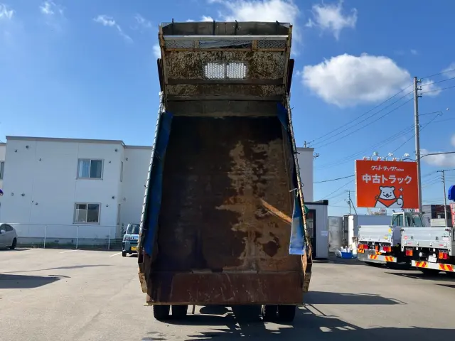 いすゞ フォワード TKG-FRR90S1(2WD)の写真9