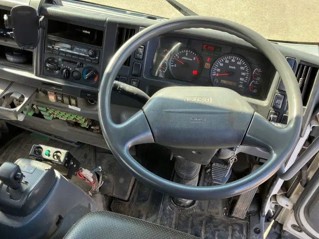 いすゞ フォワード TKG-FRR90S1(2WD)の写真20