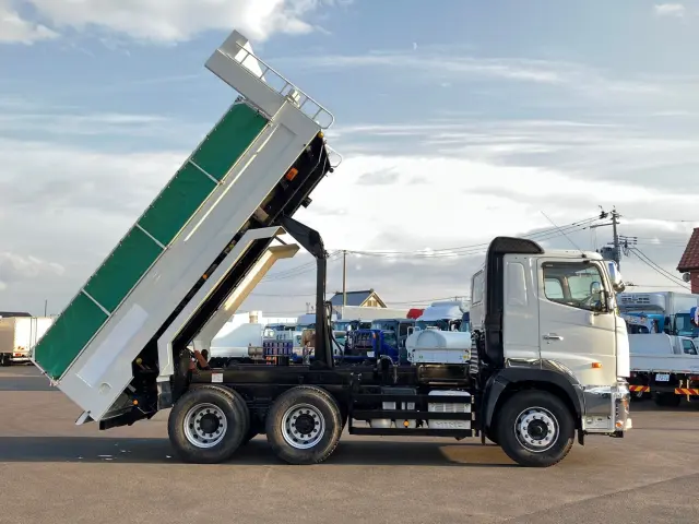 日野 プロフィア 2DG-FS1AGA(6x4)の写真6