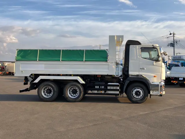 日野 プロフィア 2DG-FS1AGA(6x4)の写真8