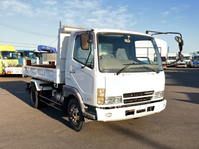 三菱 ファイター PA-FK71DC(2WD)の写真2