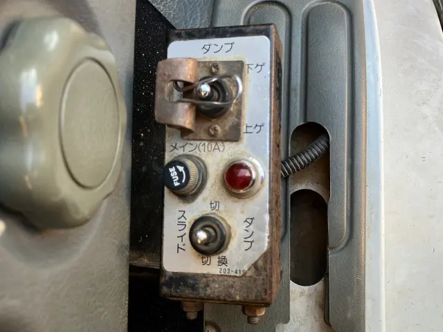 三菱 ファイター PA-FK71DC(2WD)の写真23