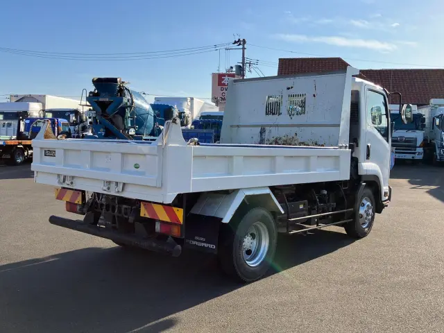 いすゞ フォワード 2PG-FRR90S1(2WD)の写真3