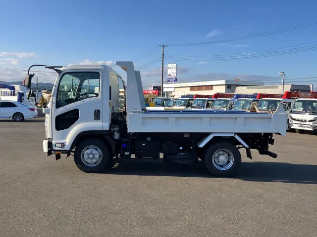 いすゞ フォワード 2PG-FRR90S1(2WD)の写真7