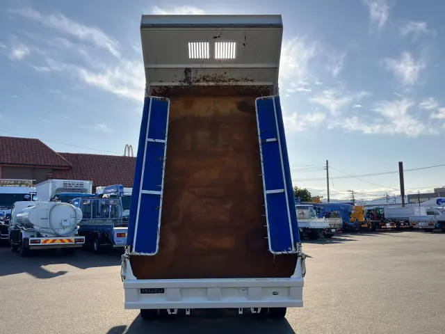 いすゞ フォワード 2PG-FRR90S1(2WD)の写真10