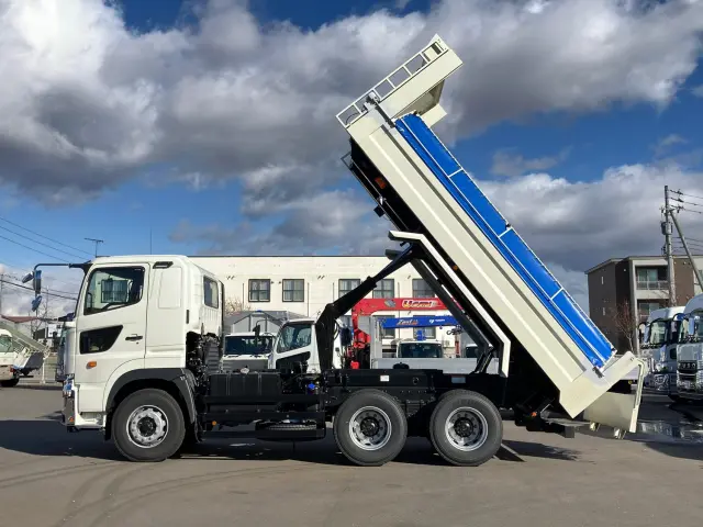 日野 プロフィア 2DG-FS1AGE(6x4)の写真5