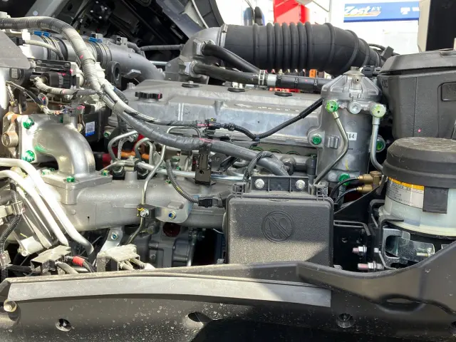 日野 プロフィア 2DG-FS1AGE(6x4)の写真17