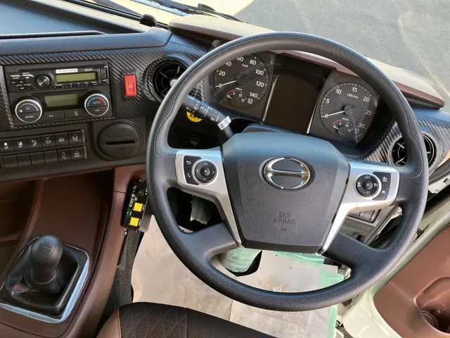 日野 プロフィア 2DG-FS1AGE(6x4)の写真21