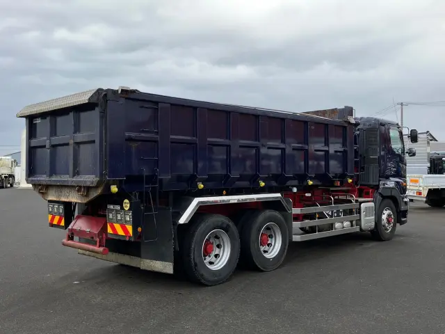 日野 プロフィア QPG-FR1EPEA(6x2)の写真3