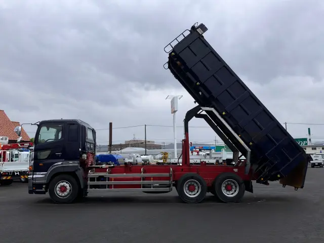 日野 プロフィア QPG-FR1EPEA(6x2)の写真5