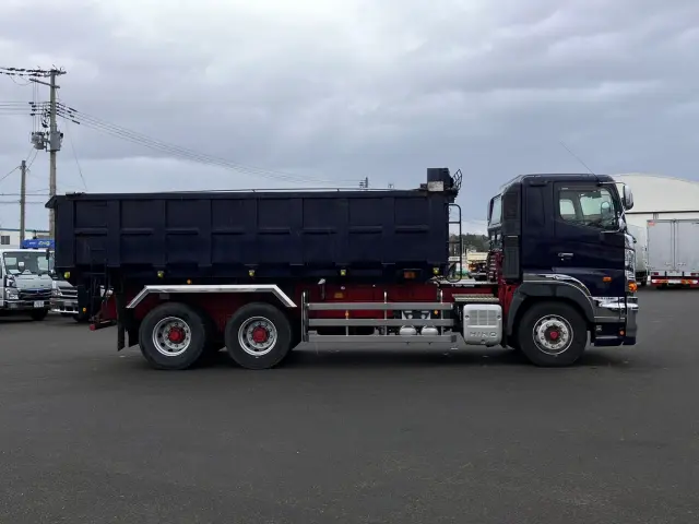 日野 プロフィア QPG-FR1EPEA(6x2)の写真8