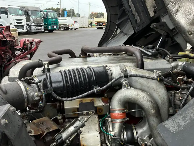 日野 プロフィア QPG-FR1EPEA(6x2)の写真20