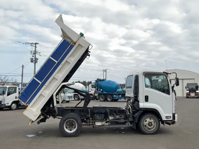 いすゞ フォワード TKG-FRR90S1(2WD)の写真6