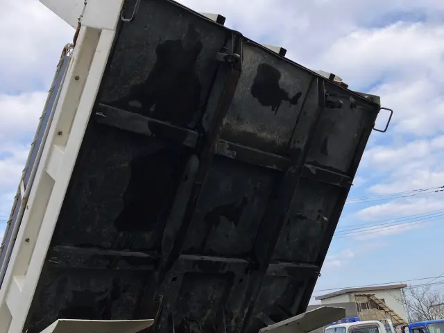 いすゞ フォワード TKG-FRR90S1(2WD)の写真12