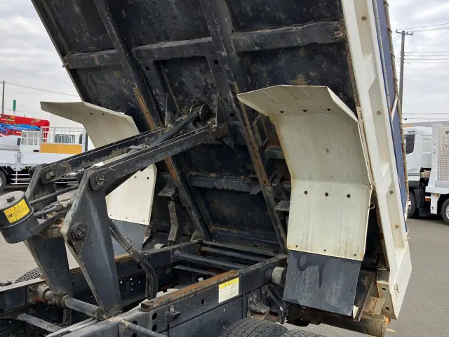 いすゞ フォワード TKG-FRR90S1(2WD)の写真13