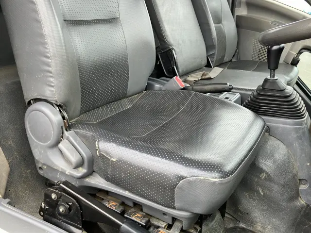 いすゞ フォワード TKG-FRR90S1(2WD)の写真19