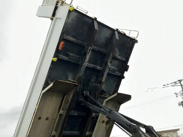 三菱 スーパーグレート 2PG-FV70HX(6x4)の写真12