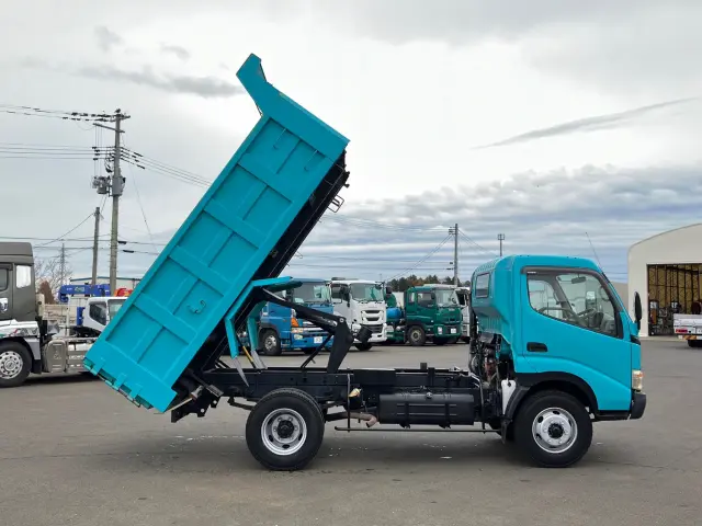 日野 デュトロ BDG-XZU404X(2WD)の写真6