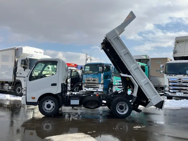 日野 デュトロ TKG-XZU700X(2WD)の写真7