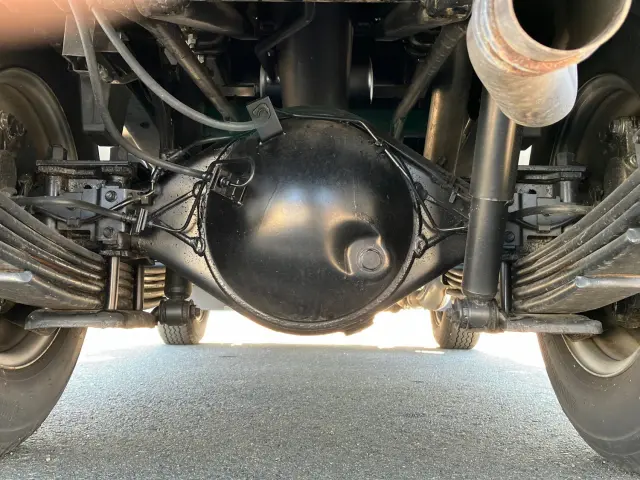 いすゞ エルフ 2PG-NKS88AD(4WD)の写真16